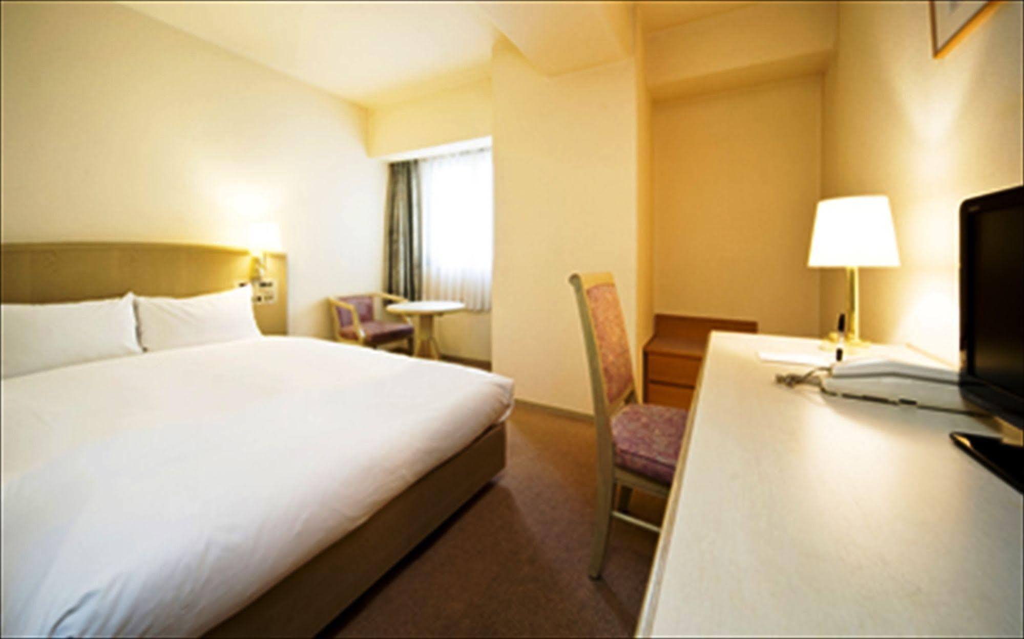 Gr Hotel Esaka Suita Εξωτερικό φωτογραφία
